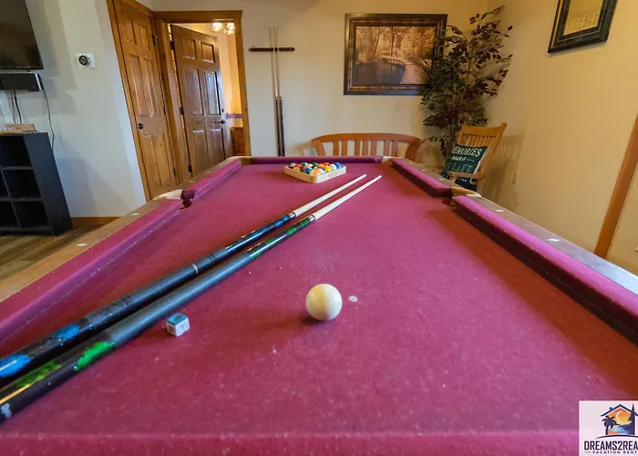 Forest Heights Lodge - 6Br - Pool Table - Near Silver Dollar City - Free Tickets Included