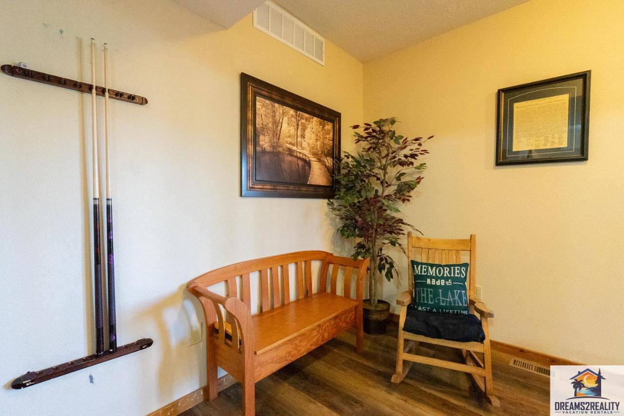 Hébergement de vacances Forest Heights - 6br - Pool Table - Near Silver Dollar - Free Tickets Included *