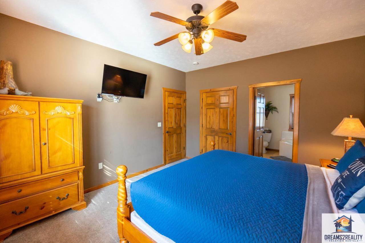 Forest Heights - 6br - Pool Table - Near Silver Dollar - Free Tickets Included Hébergement de vacances