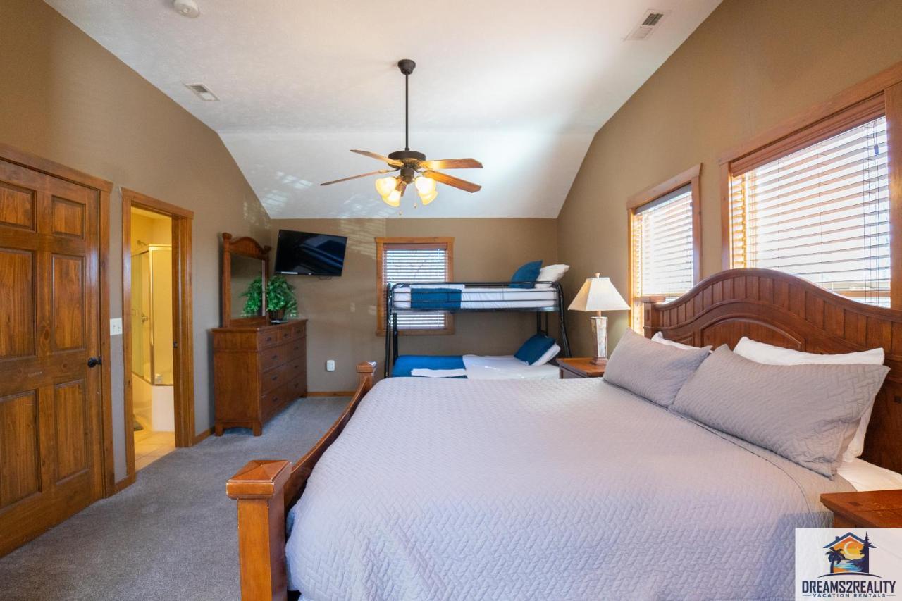 Forest Heights - 6br - Pool Table - Near Silver Dollar - Free Tickets Included Сasa de vacaciones Branson